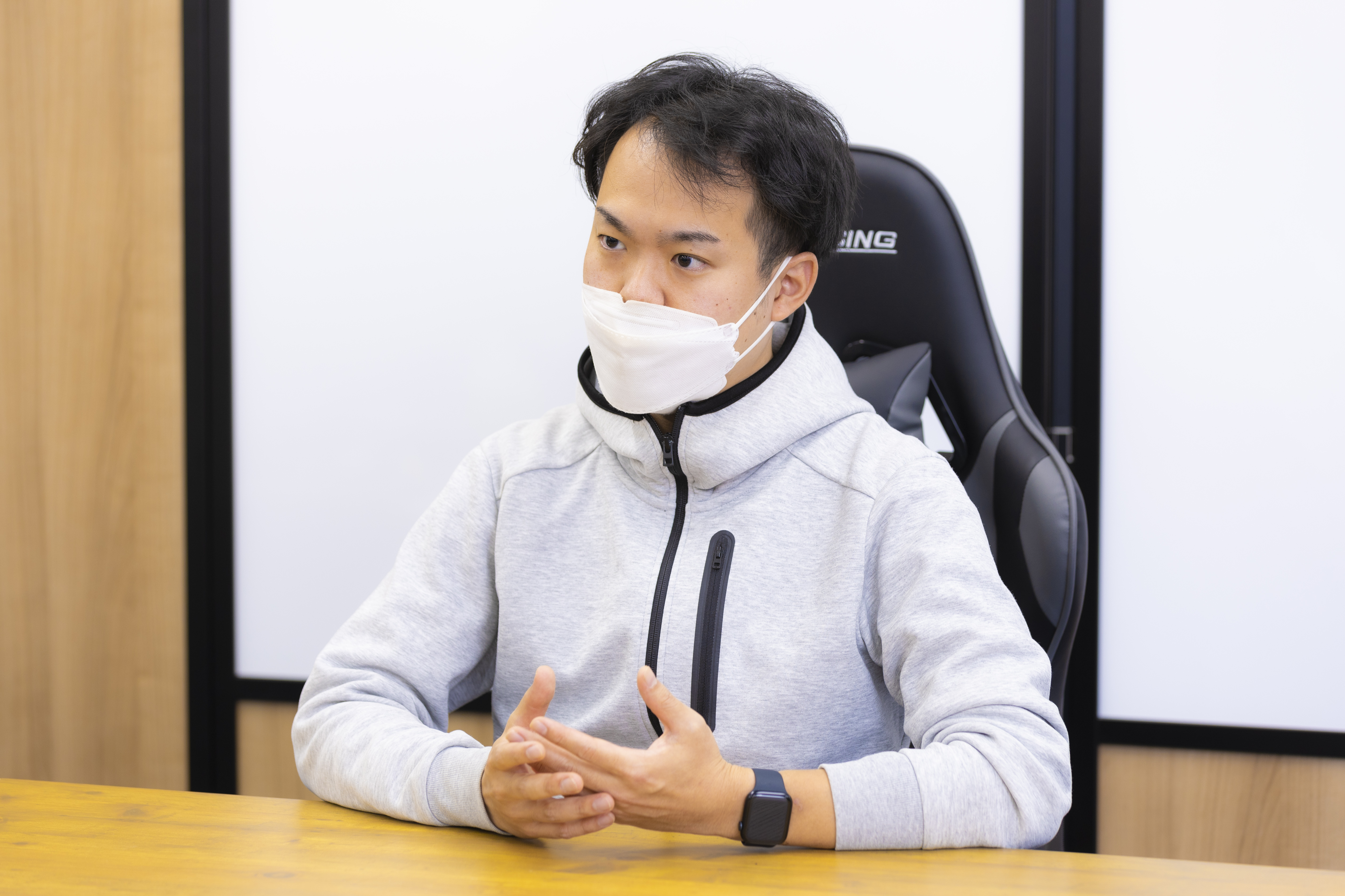 シャイニーラボの雰囲気を語ってくださった松本さん