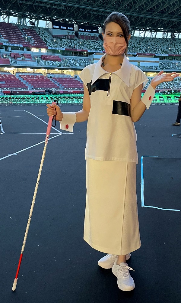 （写真提供：(株)ココダイバーシティ・エンターテイメント(東京オフィス) (c)shinzone） 東京2020パラリンピック競技大会開会式に参加し大会を盛り上げた富田安紀子さん