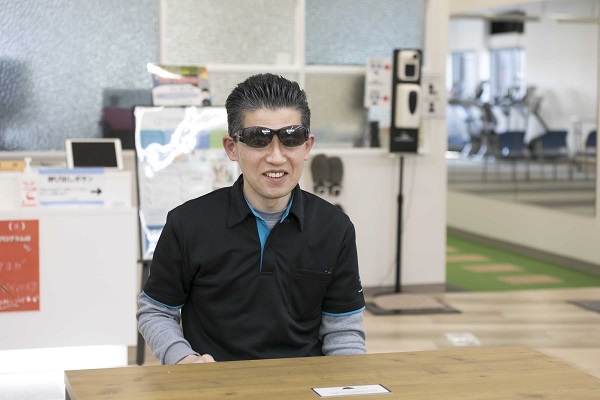 「器具のモニター清掃が苦手でしたが、ちょっとした工夫できれいになることがわかり楽しくなりました」と内藤さん