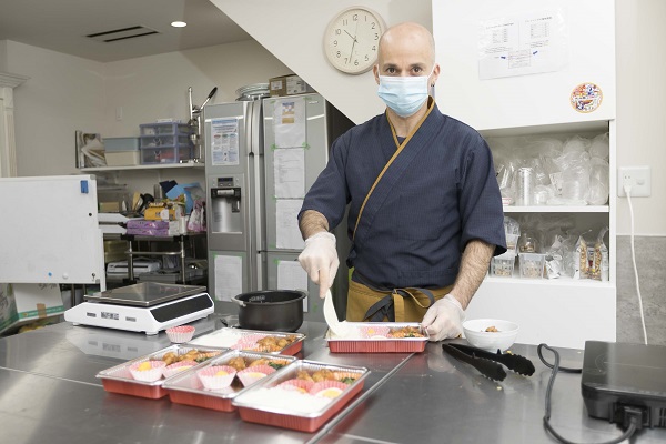 トマーソさんは、調理からマネジメントまでこなすオールラウンダーです