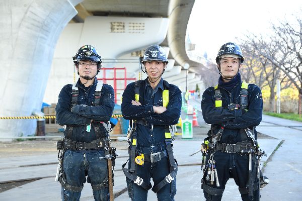 （左から）桑澤さん、山下さん、宮地さん
