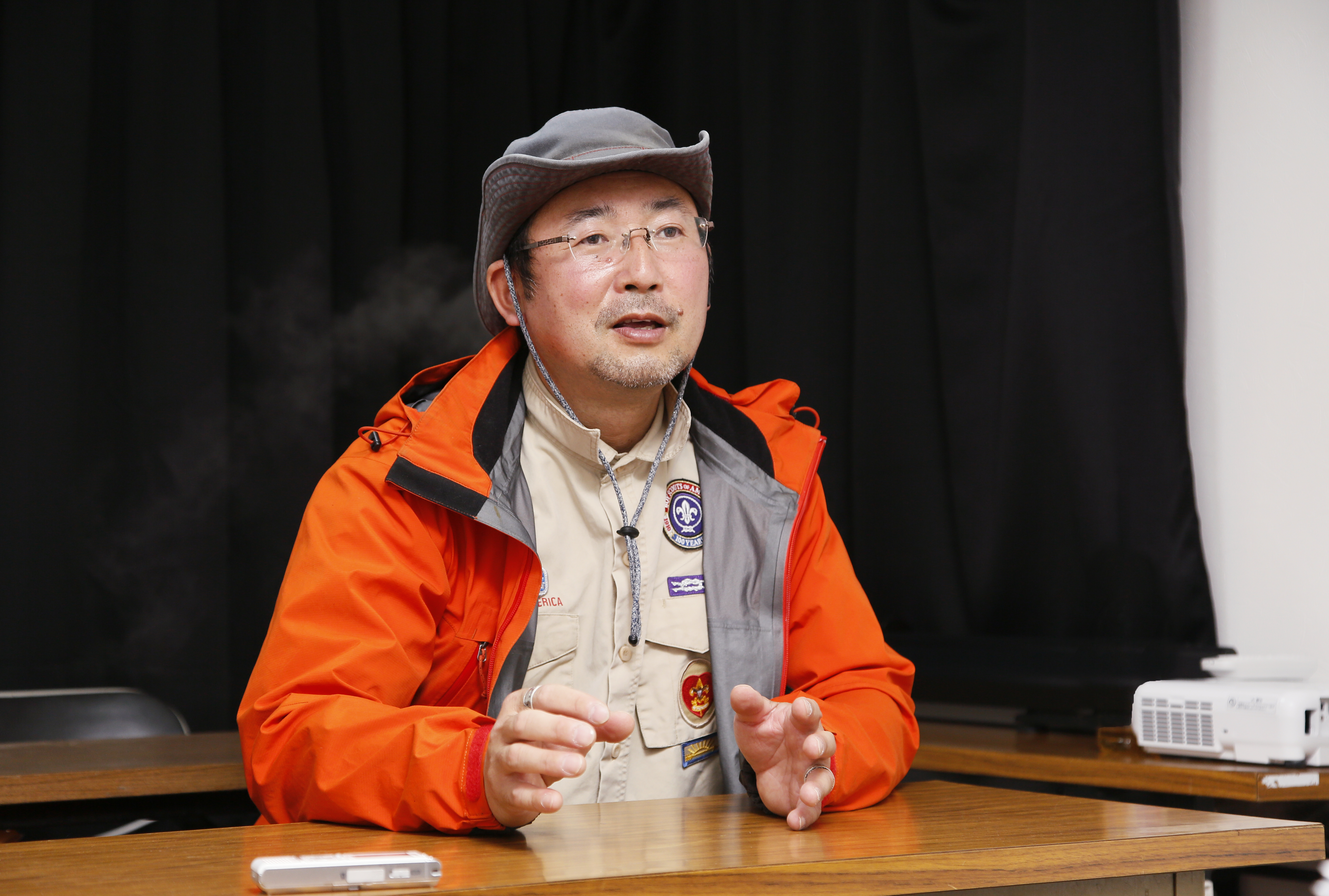 「大学院での研究だけでなく、北海道から沖縄まで様々な山を歩き回りながらリアルな知識を身につけました」と高橋さん