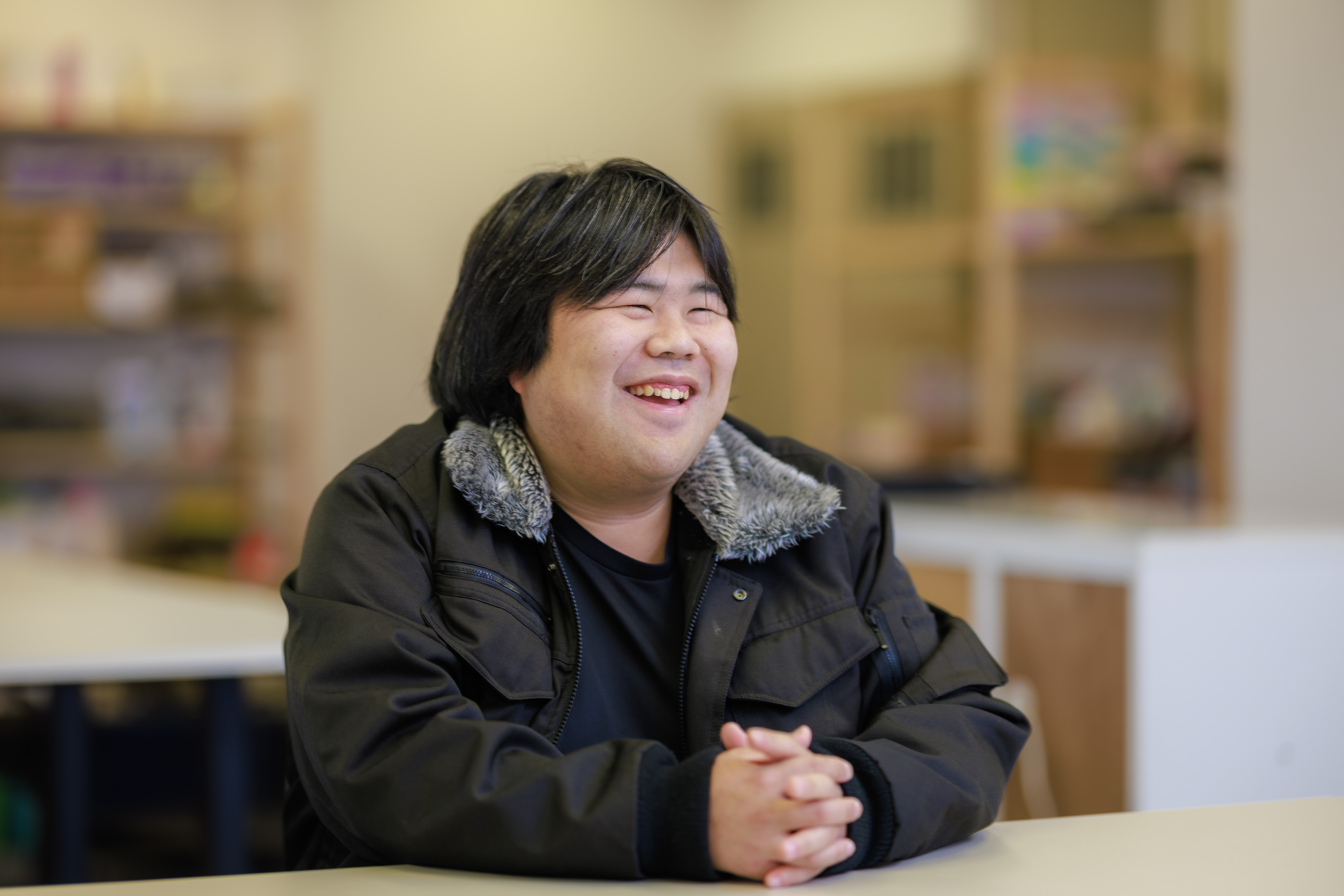 ポンさんは現在、運転免許の取得に挑戦中。We needでの仕事を通して、前向きに新しい一歩を踏み出している